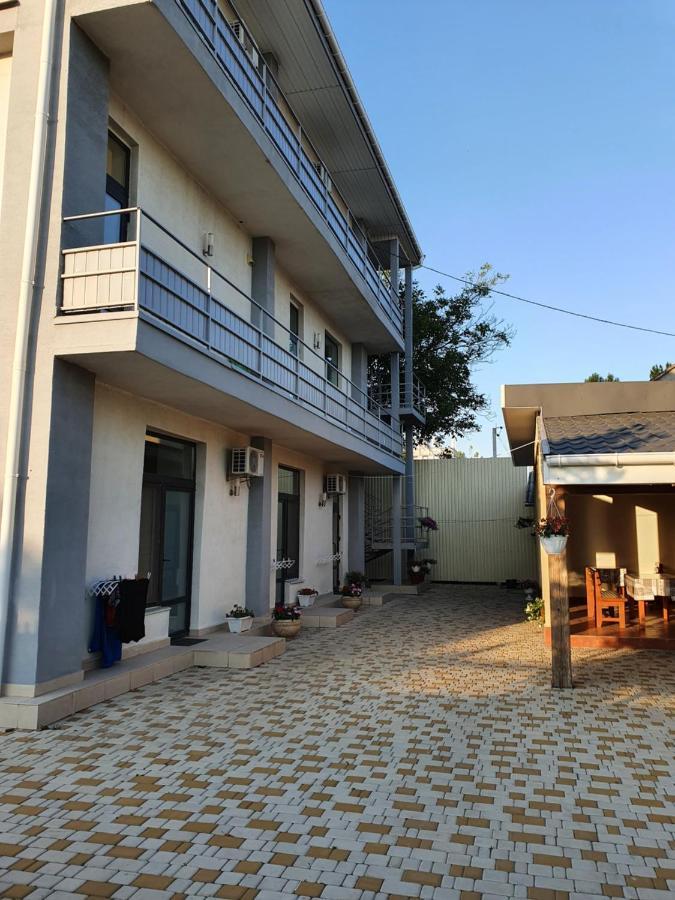 Aleksandriya Hotell Tsjornomorsk Eksteriør bilde